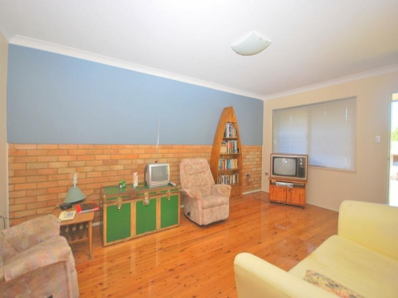 1/9 Lushington Street, East Gosford NSW 2250