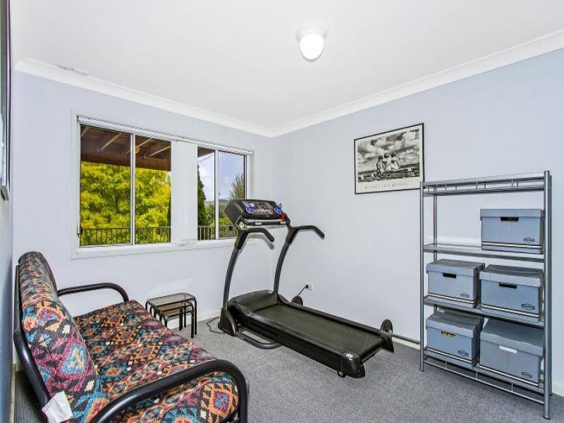 10 Crestview Place, Lisarow NSW 2250