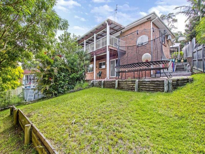 10 Crestview Place, Lisarow NSW 2250