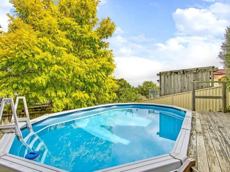 10 Crestview Place, Lisarow NSW 2250