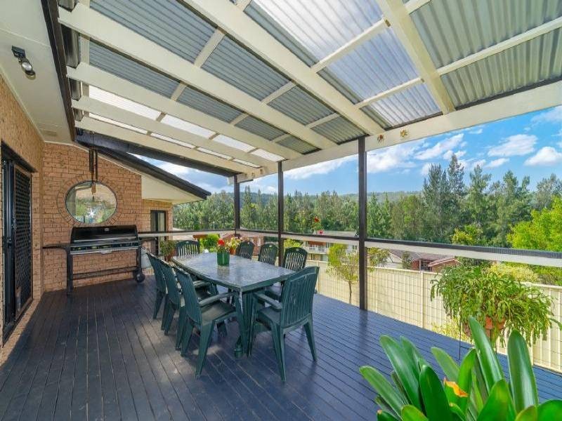27 Robert Holl Drive, Ourimbah NSW 2258