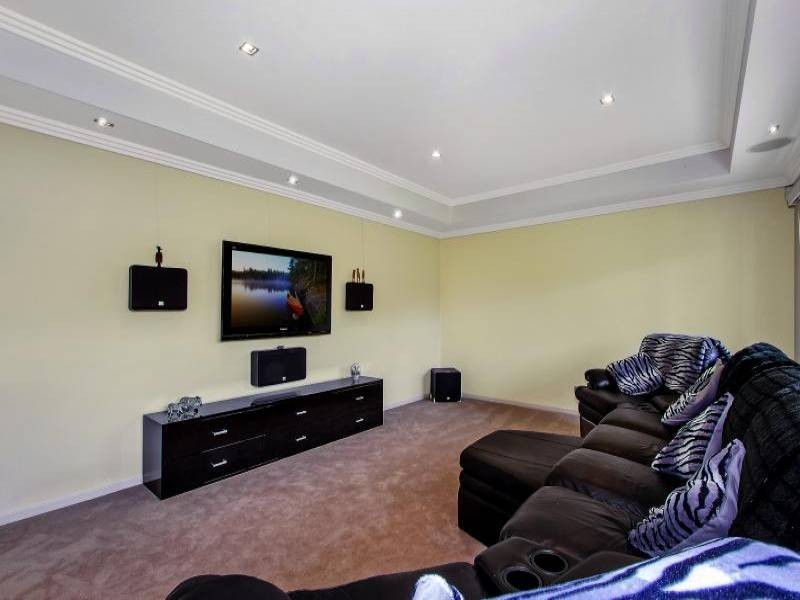 31 The Valley Way, Lisarow NSW 2250