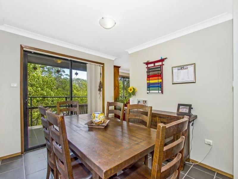 17 Oakglen Road, North Gosford NSW 2250