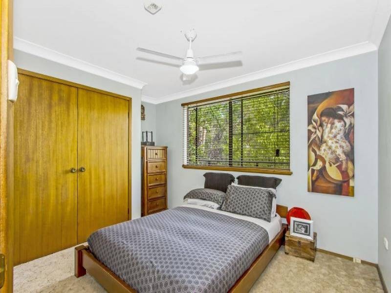 17 Oakglen Road, North Gosford NSW 2250