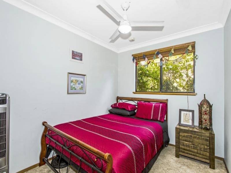 17 Oakglen Road, North Gosford NSW 2250