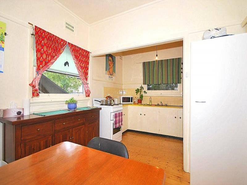 186 Gertrude Street, North Gosford NSW 2250