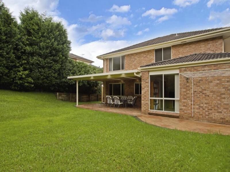 8 Leafleigh Close, Lisarow NSW 2250