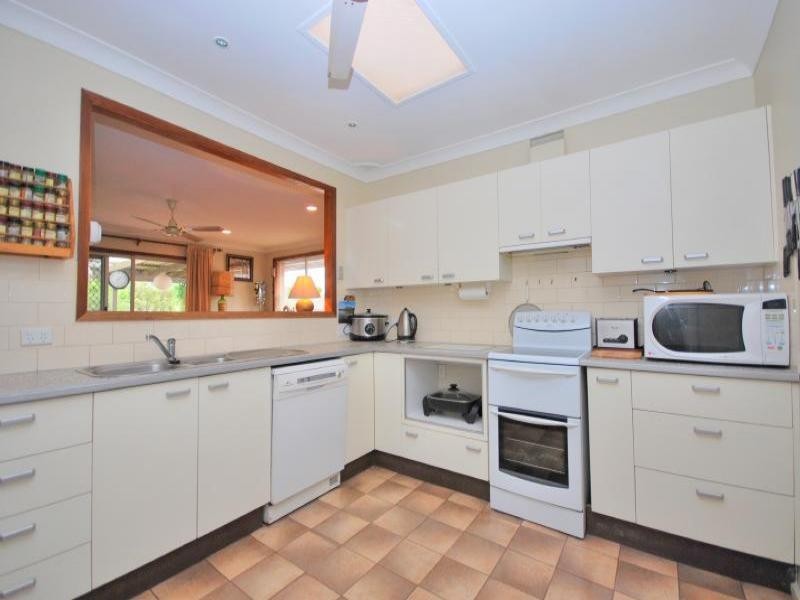 22 Angus Avenue, Wyoming NSW 2250