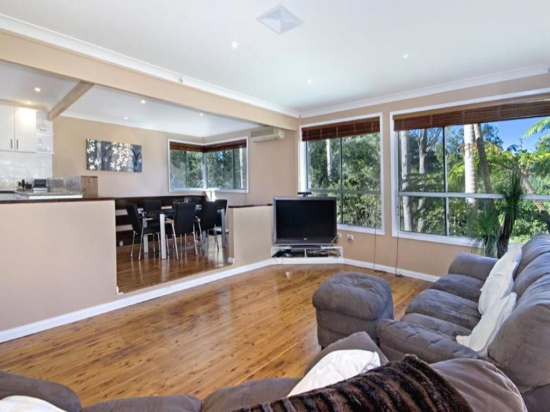 32 Gregory Street, Wyoming NSW 2250