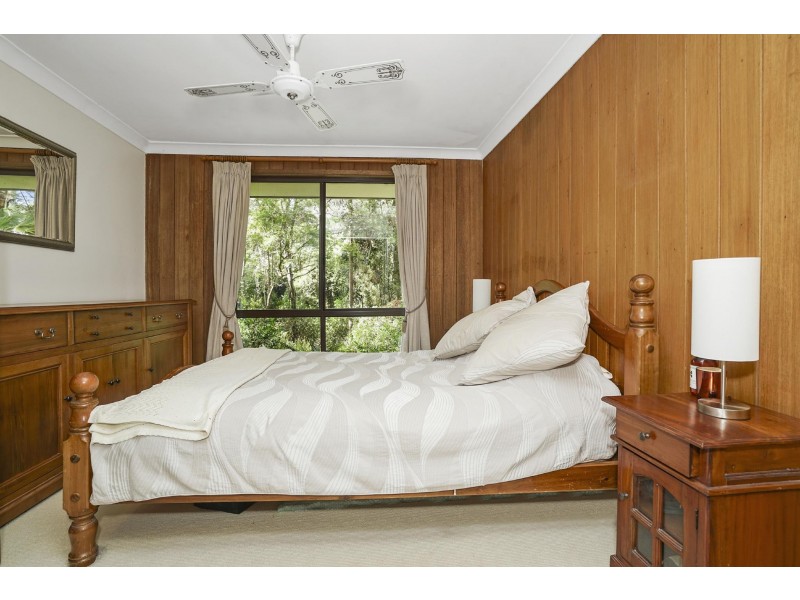 15E Paperbark Close, Wyoming NSW 2250