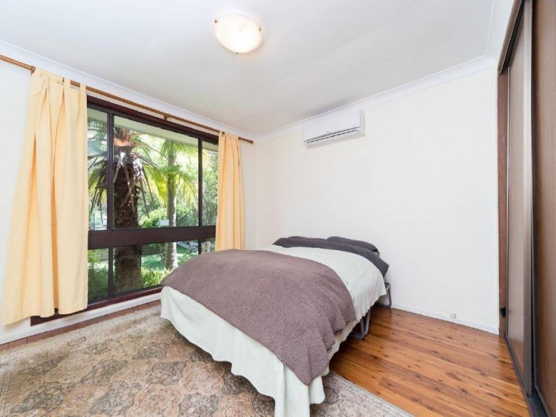 24 Brands Place, Lisarow NSW 2250