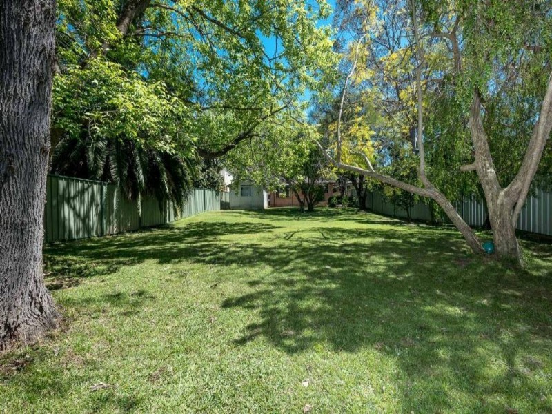 24 Brands Place, Lisarow NSW 2250