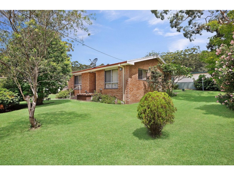 7/4 Kalawarra Road, Wyoming NSW 2250