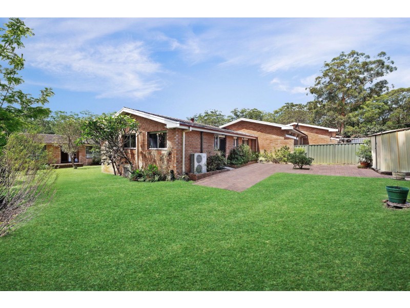 7/4 Kalawarra Road, Wyoming NSW 2250