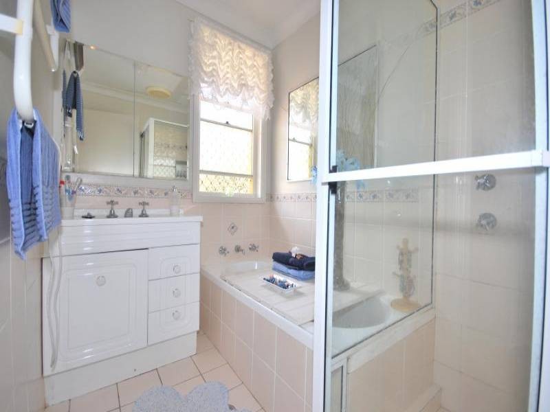 1/9 Dora Street, Lisarow NSW 2250