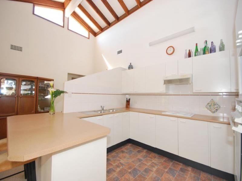 8/8 McLennan Street, Narara NSW 2250