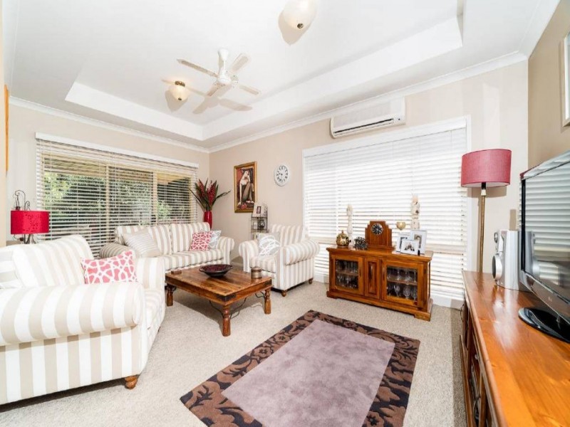 4 Janine Close, Lisarow NSW 2250