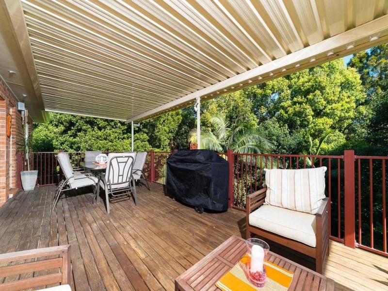 4 Janine Close, Lisarow NSW 2250