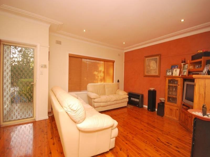 14 Wyoming Road, Wyoming NSW 2250