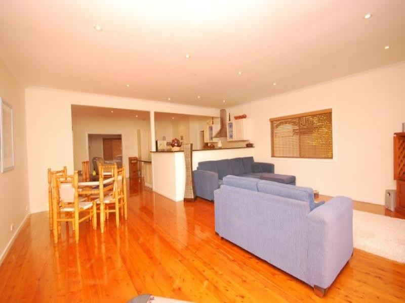 14 Wyoming Road, Wyoming NSW 2250