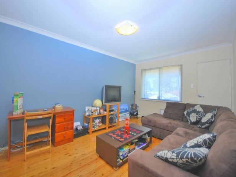 3/9 Lushington Street, East Gosford NSW 2250