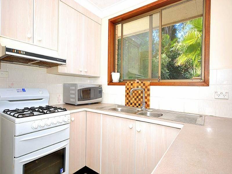 35 Adam Street, Narara NSW 2250