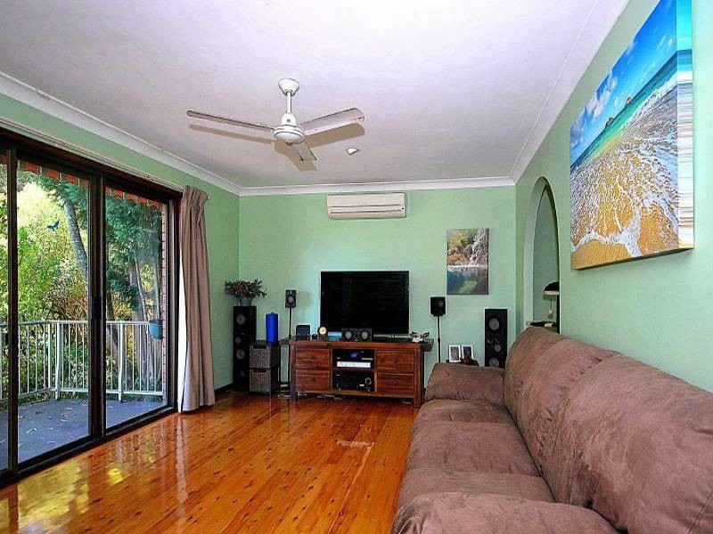 35 Adam Street, Narara NSW 2250