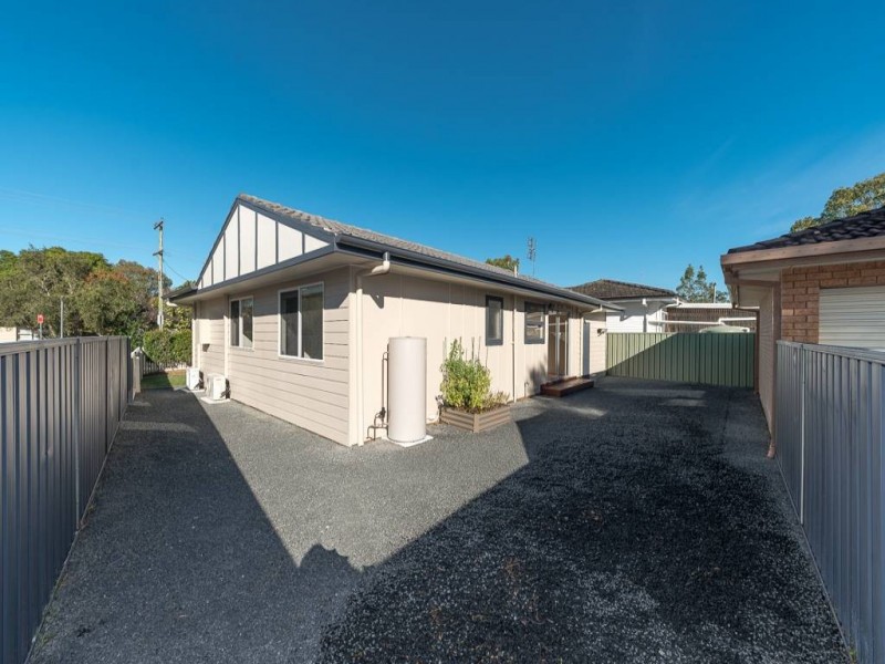 1/28 Renwick Street, Wyoming NSW 2250