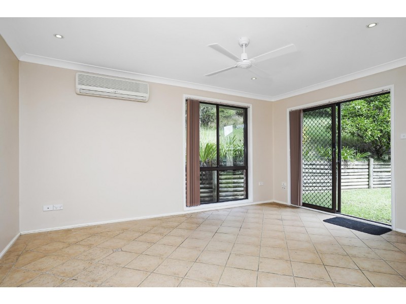 28 Pemberton Boulevard, Lisarow NSW 2250