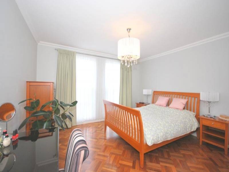 18 Geoffrey Joseph Close, Kariong NSW 2250