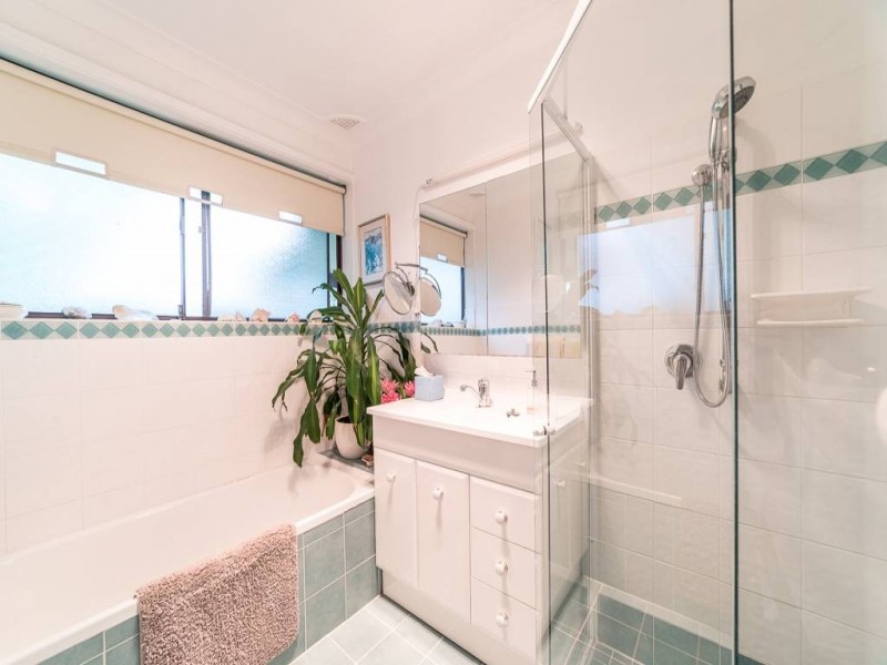 24 Cooinda Crescent, Narara NSW 2250