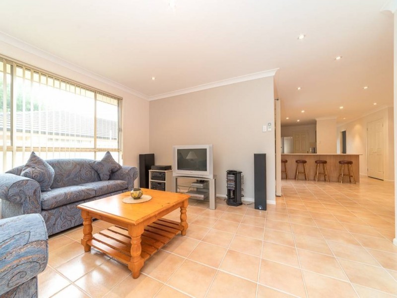 5 The Valley Way, Lisarow NSW 2250