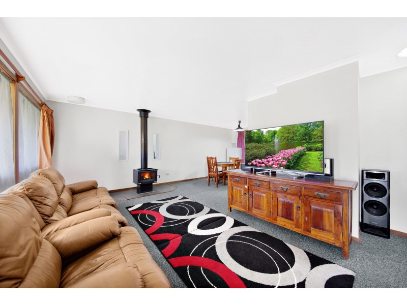 4 Elizabeth Street, Wyoming NSW 2250