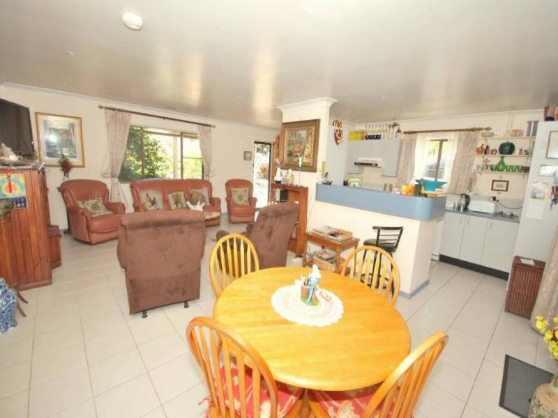 706 Pacific Highway, Narara NSW 2250