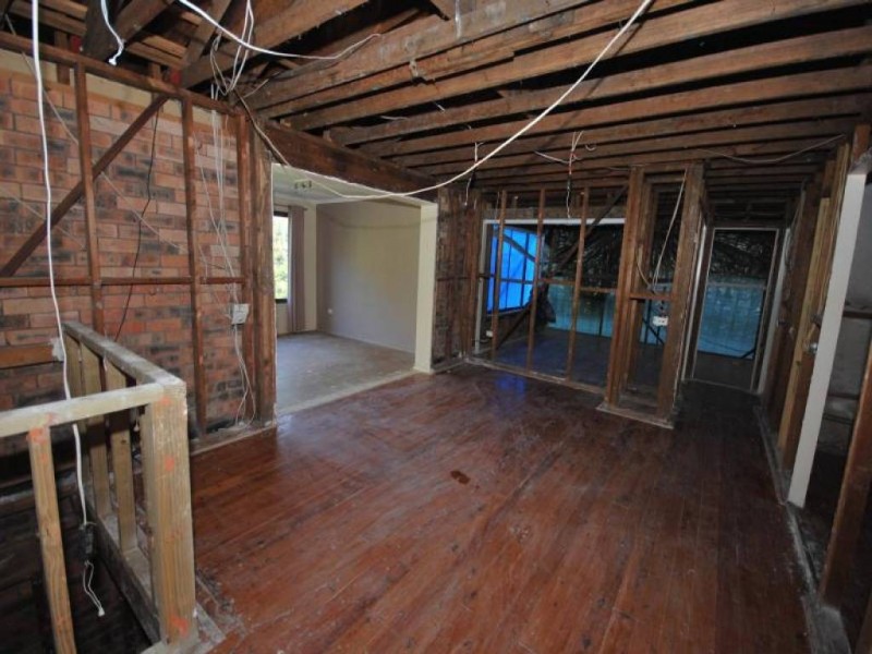 16 Nalkari Avenue, Wyoming NSW 2250