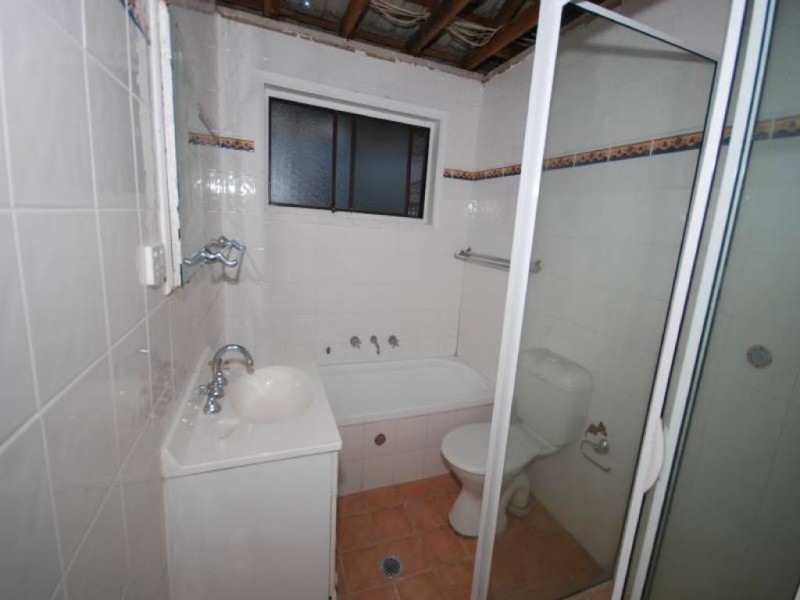 16 Nalkari Avenue, Wyoming NSW 2250