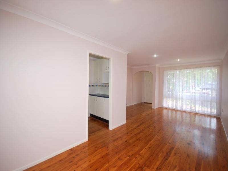 27 Fragar Avenue, Wyoming NSW 2250