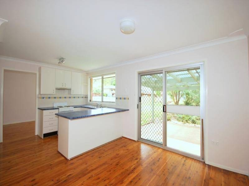 27 Fragar Avenue, Wyoming NSW 2250