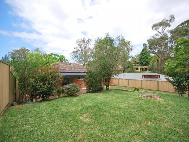 27 Fragar Avenue, Wyoming NSW 2250