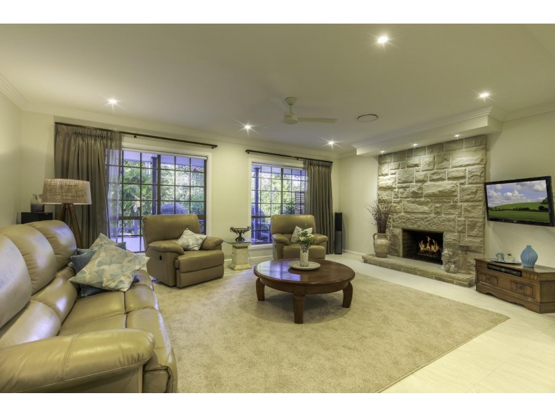 26 Noorumba Rd, Springfield NSW 2250