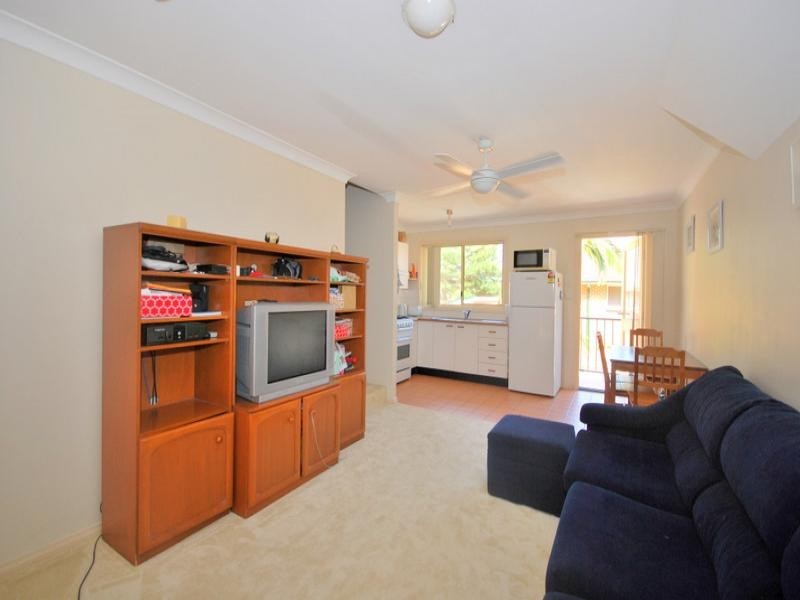 11/179 Gertrude Street, Gosford NSW 2250