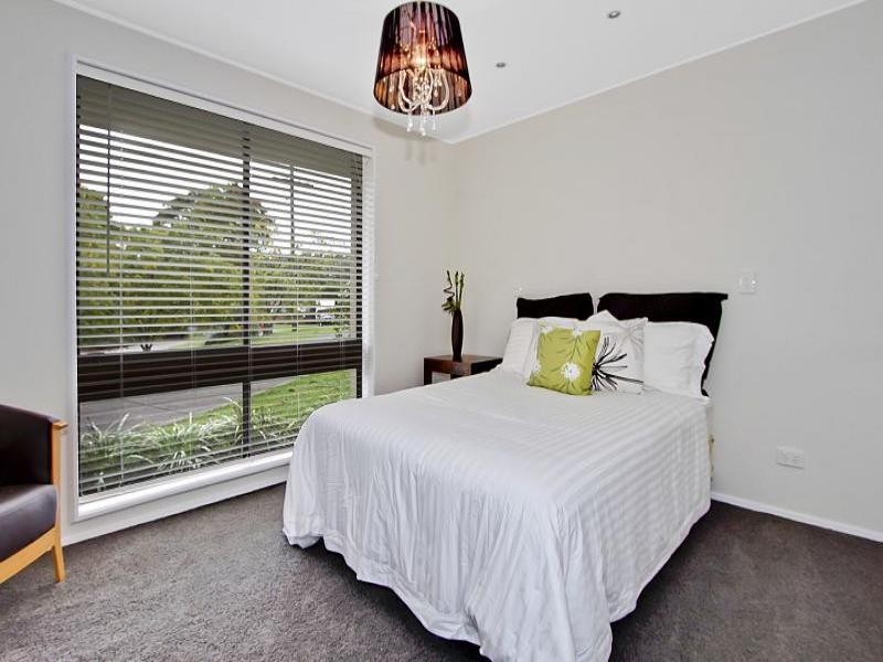 54 Sunset Street, Wyoming NSW 2250