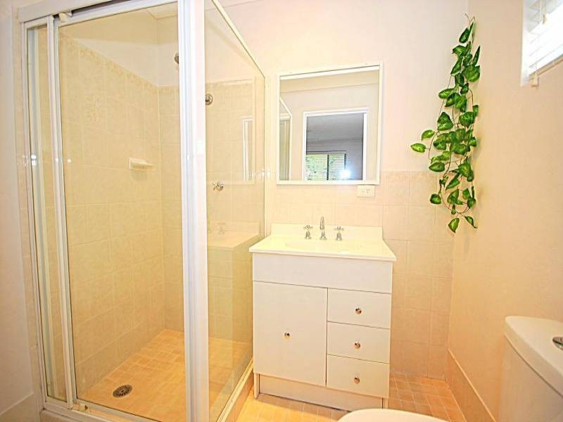 43 North Crescent, Wyoming NSW 2250