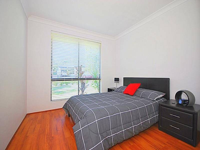 43 North Crescent, Wyoming NSW 2250