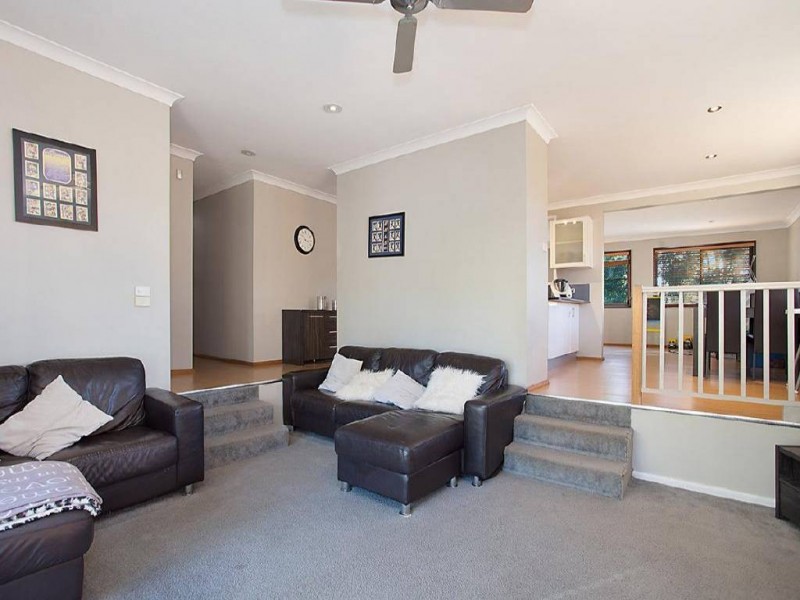 33 Elizabeth Street, Wyoming NSW 2250