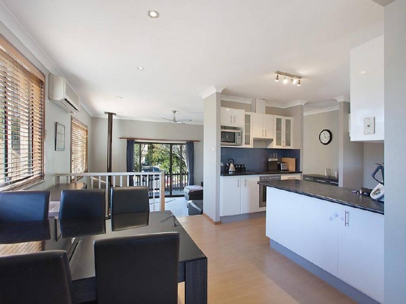 33 Elizabeth Street, Wyoming NSW 2250