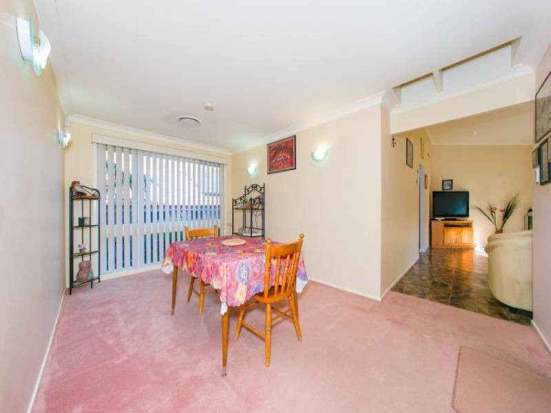 15 Truscott Avenue, Kariong NSW 2250