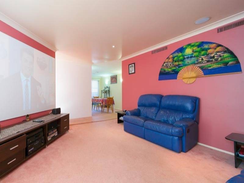 15 Truscott Avenue, Kariong NSW 2250