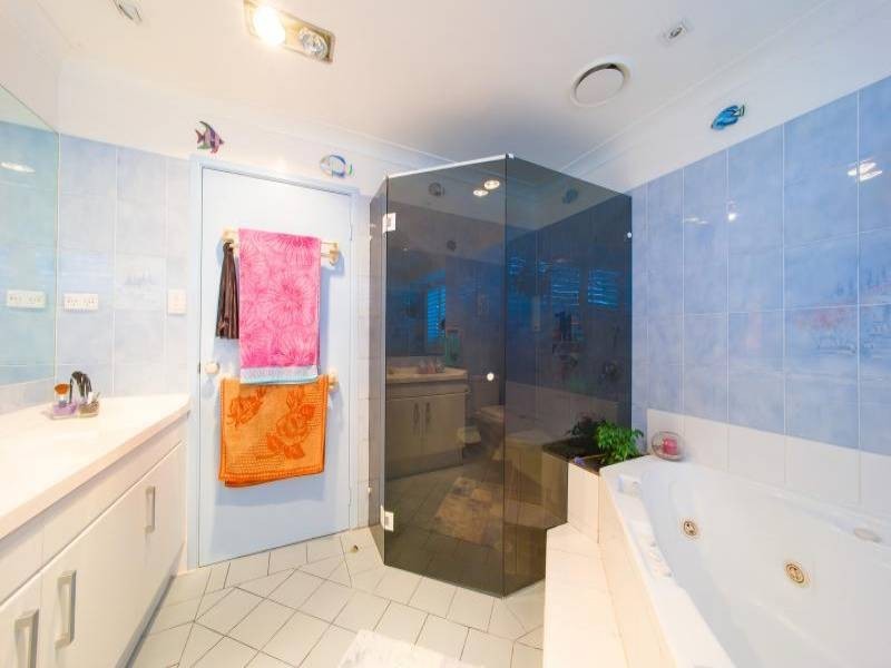 15 Truscott Avenue, Kariong NSW 2250