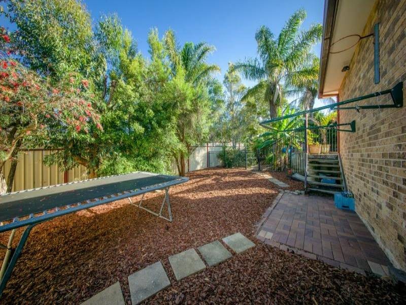 15 Truscott Avenue, Kariong NSW 2250